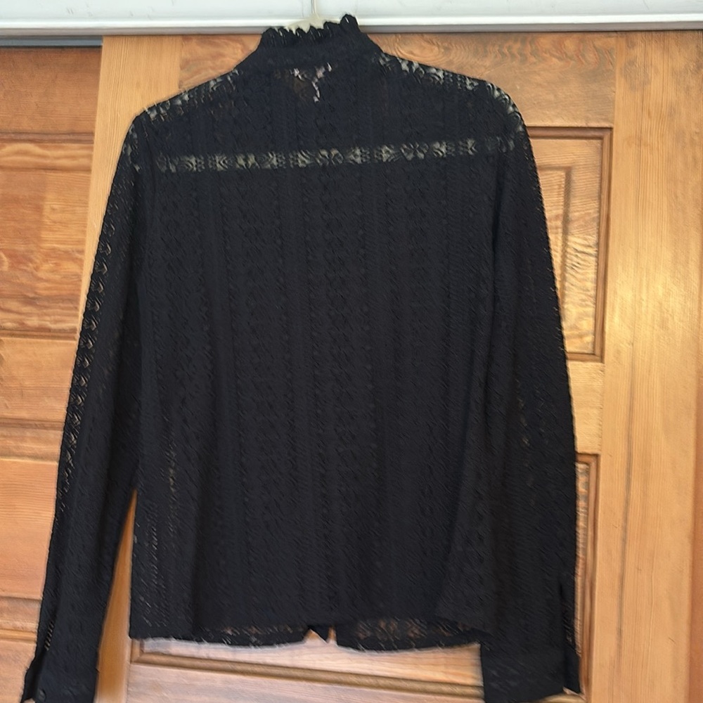 Lace button down shirt - Picture 2 of 4